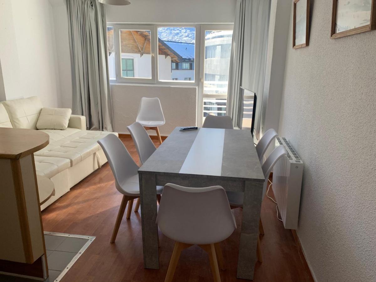 סיירה נבדה Apartamento Plaza Pradollano 1 מראה חיצוני תמונה