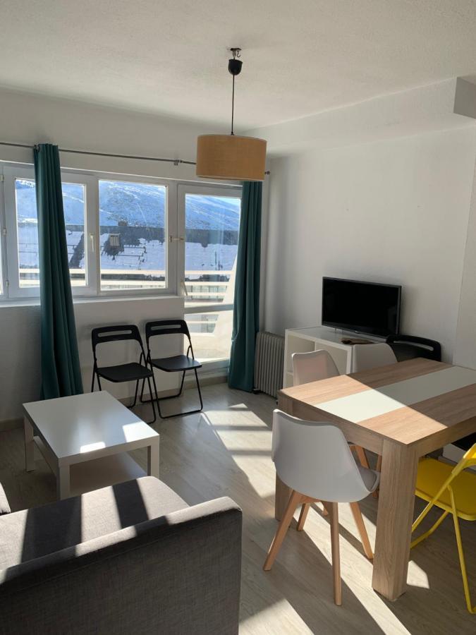 סיירה נבדה Apartamento Plaza Pradollano 1 מראה חיצוני תמונה