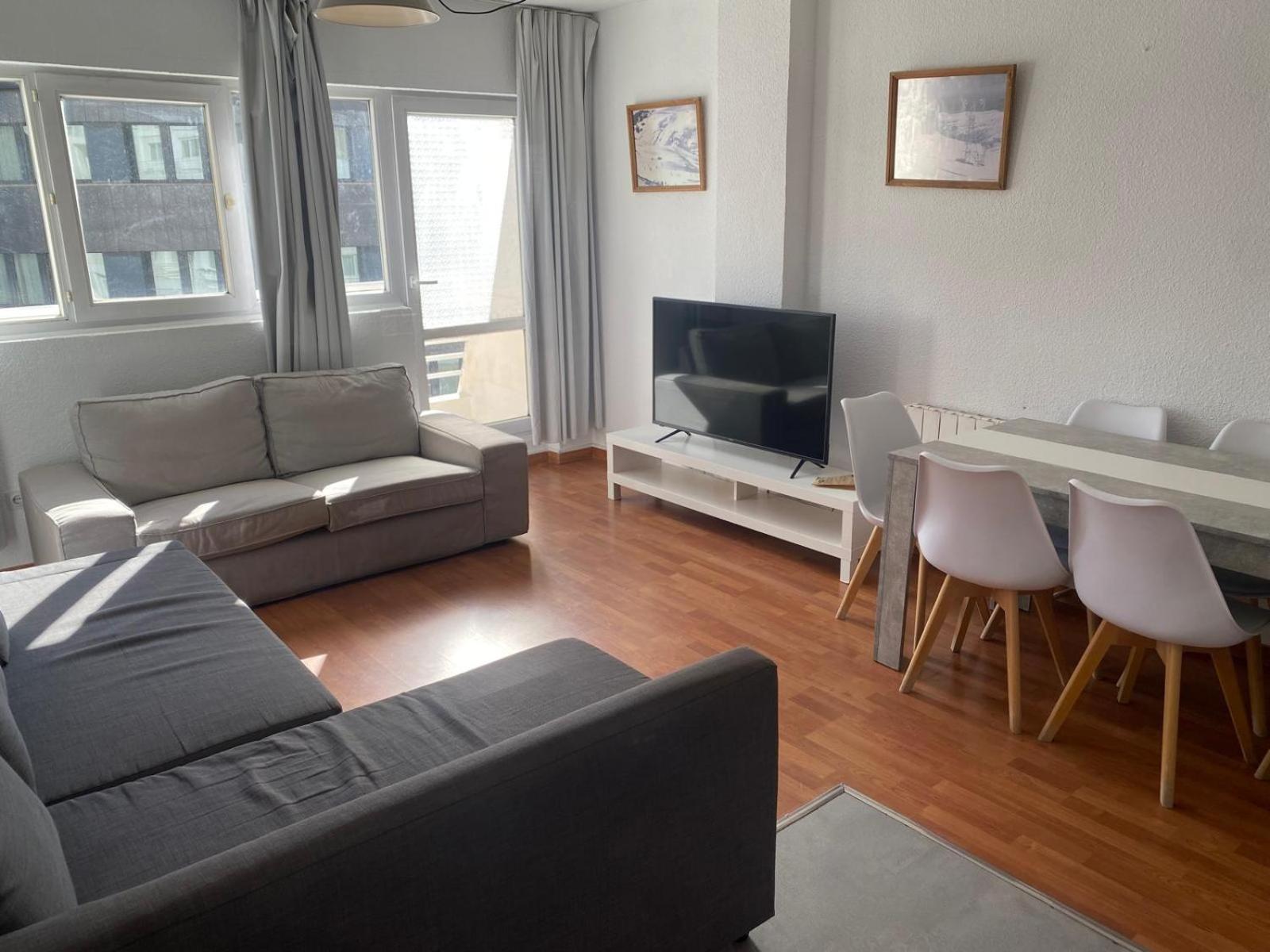 סיירה נבדה Apartamento Plaza Pradollano 1 מראה חיצוני תמונה